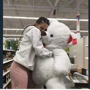 Meet your Posher, Tyra